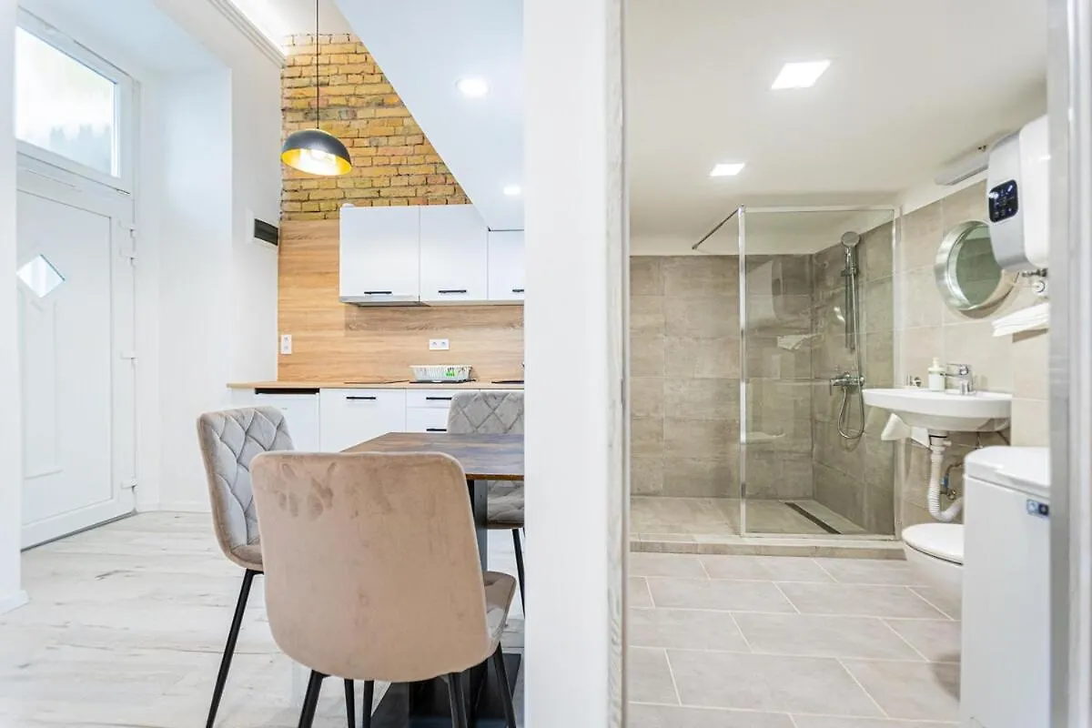 Cool Apartment In Budapest, Romeo Ουγγαρία