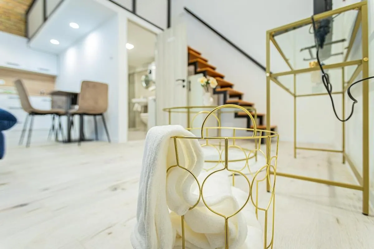 Cool Apartment In Budapest, Romeo